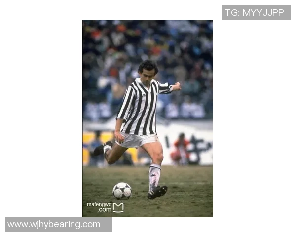 足球明星马萨洛的传奇之路与辉煌成就揭秘